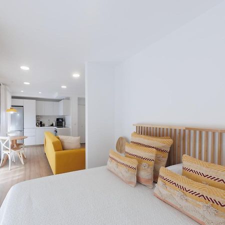 Ks Tiendas 8 Almeria Bagian luar foto
